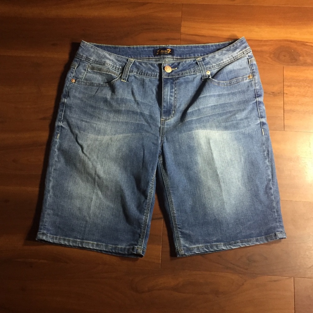 Seven7 Shorts